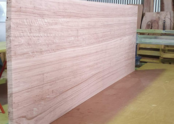 blackbutt-kiln-dried-timber-slabs-and-burls-002