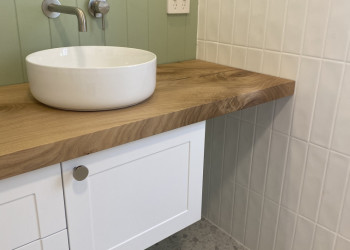 blackbutt-timber-kitchen-vanity-benchtops-010
