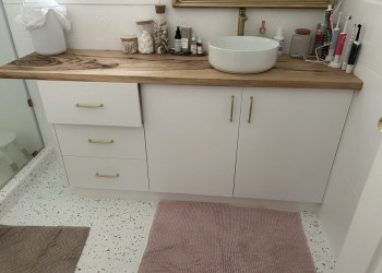 camphor-laurel-timber-kitchen-vanity-benchtops-004