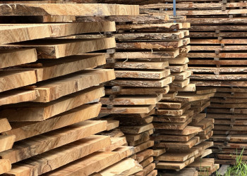 kiln-dried-timber-slabs-and-burls-003