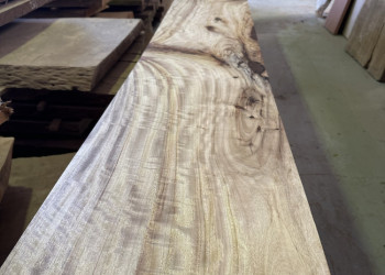kiln-dried-timber-slabs-and-burls-007